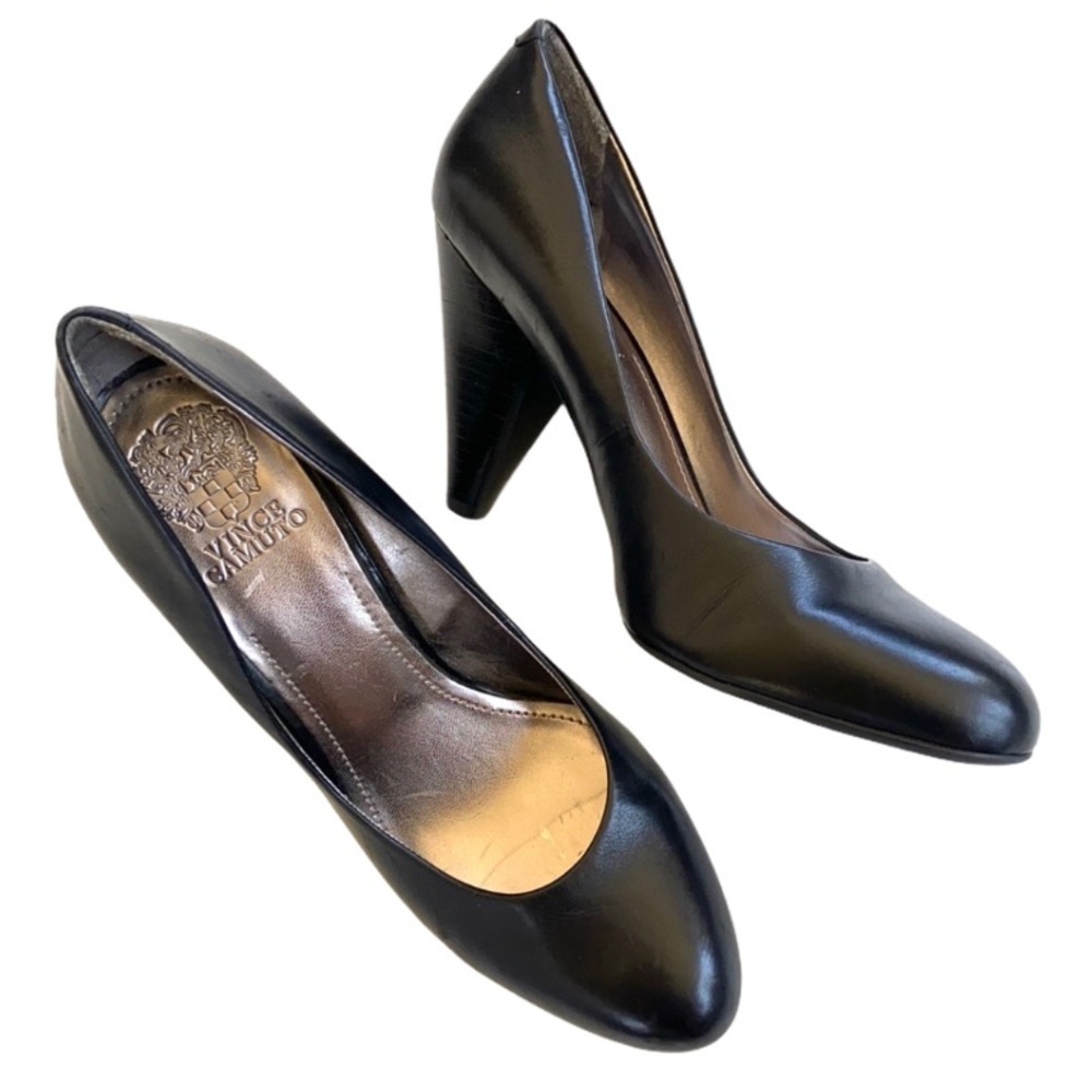 EUC Vince Camuto leather heels